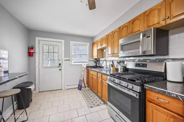 Seaside Heights, NJ 08751,111 Blaine Avenue