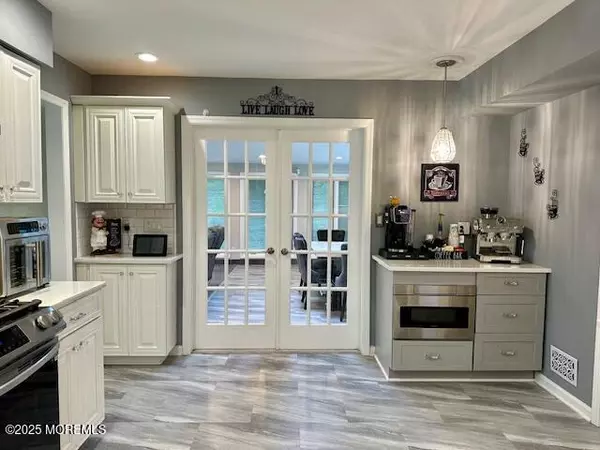 Howell, NJ 07731,17 Bristlecone Drive