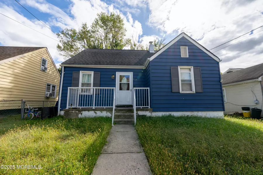 137 Ardsley Avenue, Ewing, NJ 08638