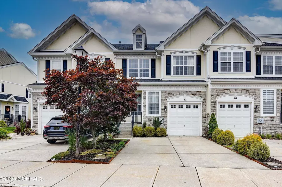 42 Brookfield Drive, Jackson, NJ 08527