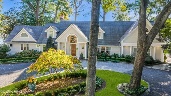 Rumson, NJ 07760,942 Navesink River Road