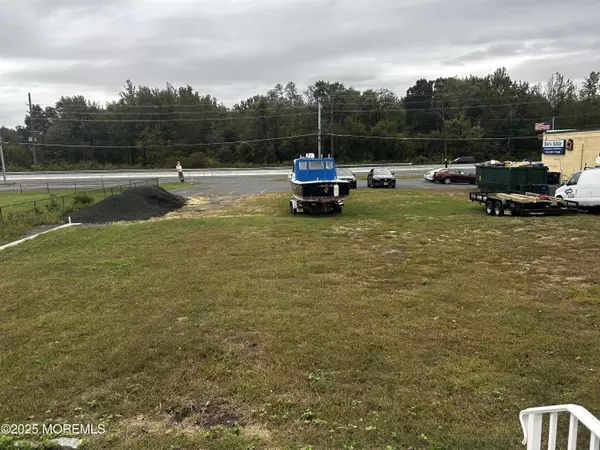Port Monmouth, NJ 07758,463 State Route 36