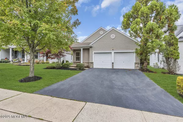 106 Rolling Meadows Boulevard S, Ocean Twp, NJ 07712