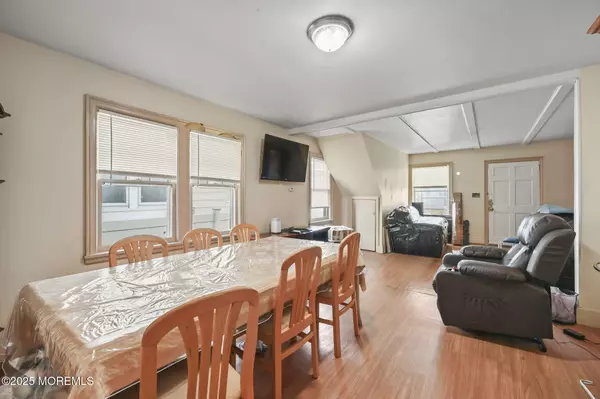 Union, NJ 07083,2021 Tyler Street