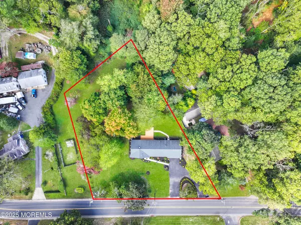 Manasquan, NJ 08736,1422 Lakewood Road