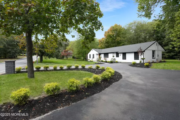 Manasquan, NJ 08736,1422 Lakewood Road