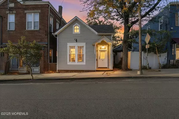 Keyport, NJ 07735,55 E Front Street