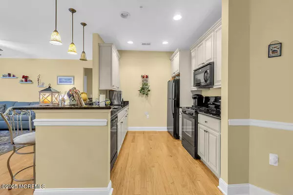 Lakewood, NJ 08701,512 Sophee Lane