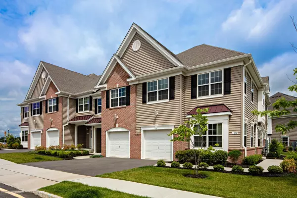1616 Stallion Drive E, Toms River, NJ 08755