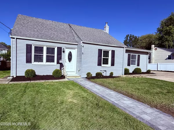 5 7th Street, Matawan, NJ 07747