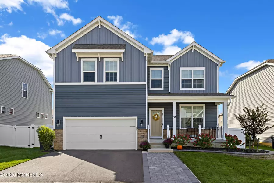 55 Holloway Avenue, Manahawkin, NJ 08050