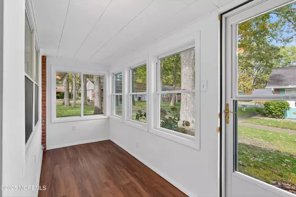 Lakewood, NJ 08701,72 Dorchester Drive