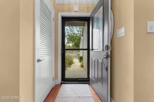 Red Bank, NJ 07701,38 Concord Court