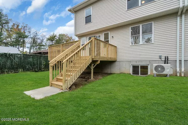 Lakewood, NJ 08701,611 River Avenue