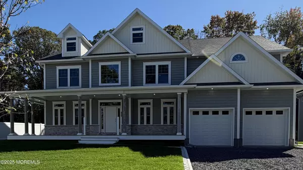 825 Naryshkin Way, Toms River, NJ 08753