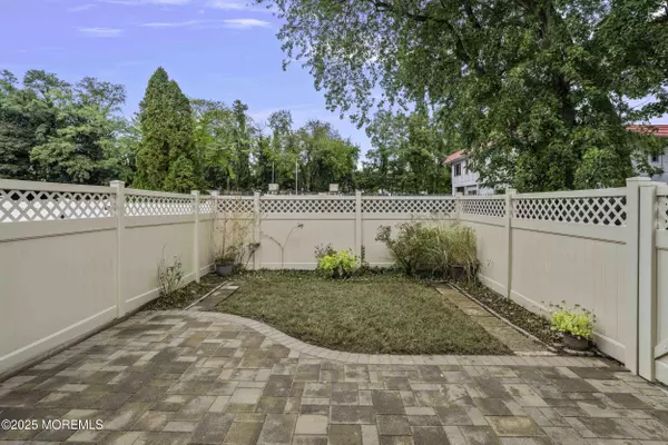 Aberdeen, NJ 07747,610 Randall Way