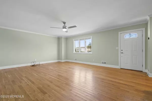 Long Branch, NJ 07740,444 Ocean Boulevard