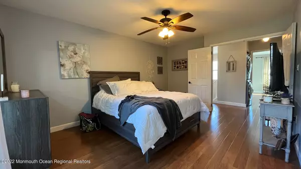 Freehold, NJ 07728,39 Duncan Way