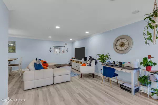 South Amboy, NJ 08879,109 Adamecs Way