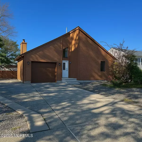 21 Mary Ann Drive, Brick, NJ 08723