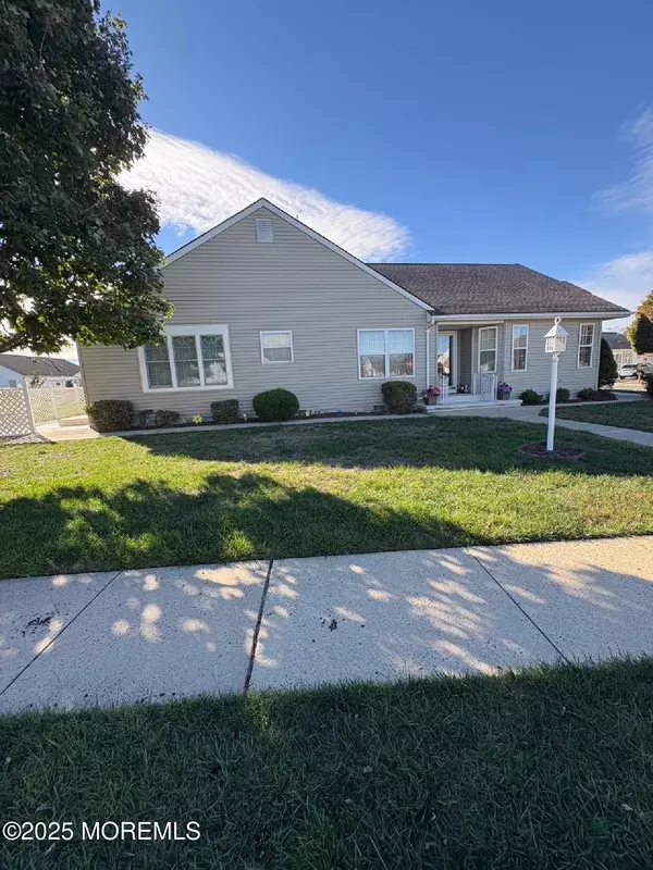Toms River, NJ 08757,51 Winterton Drive