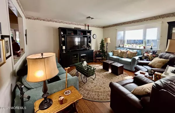 Whiting, NJ 08759,5 Bayberry Lane #a