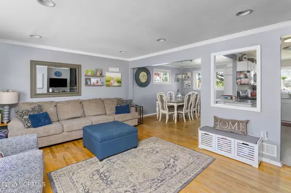 Allentown, NJ 08501,11 Probasco Drive