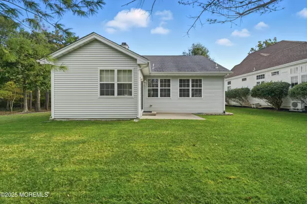 Barnegat, NJ 08005,7 River Bend Court