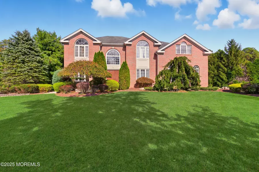 7 Cedarview Avenue, Jackson, NJ 08527