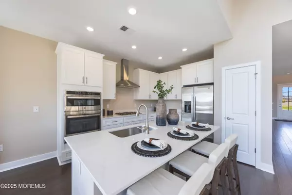 Monroe, NJ 08831,96 Fillmore Drive