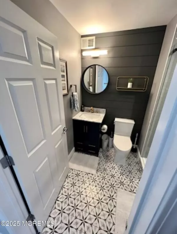 Seaside Heights, NJ 08751,15 Sumner Avenue #11