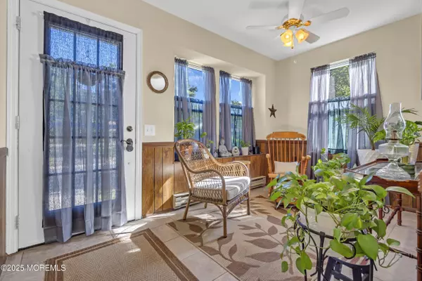 Whiting, NJ 08759,29 Easton Drive