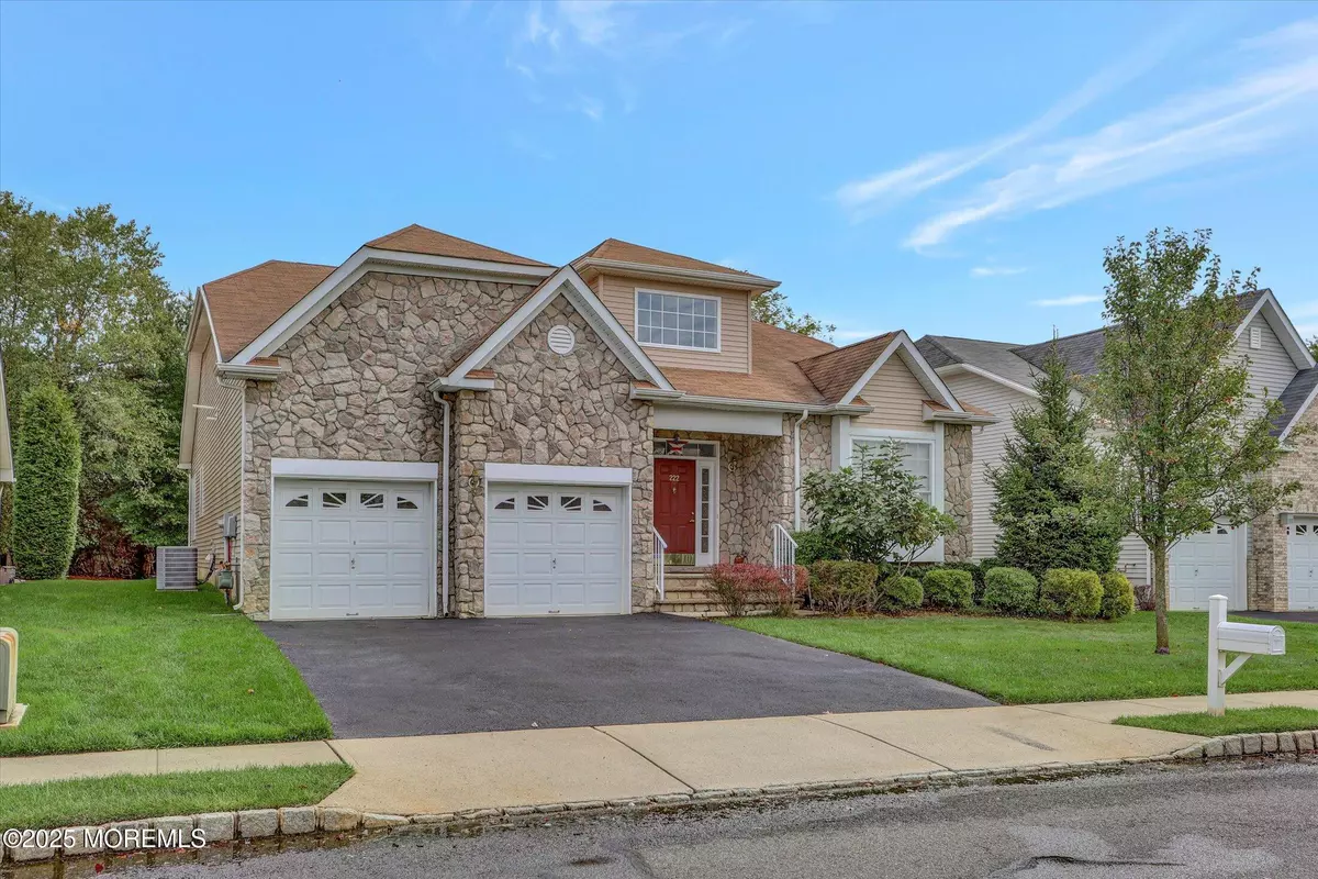 Marlboro, NJ 07746,222 Everton Boulevard