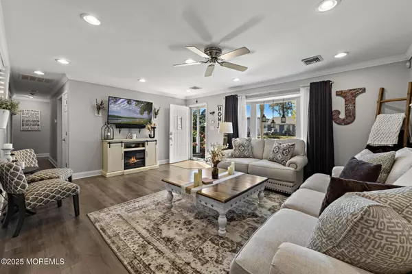 Toms River, NJ 08757,1212 Pemberton Street