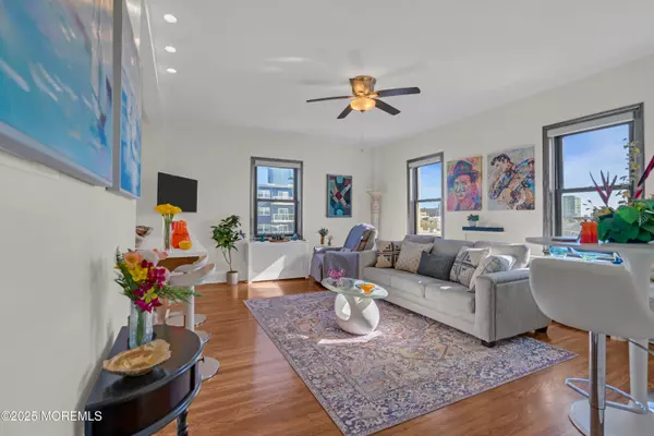Asbury Park, NJ 07712,400 Deal Lake Drive #4D
