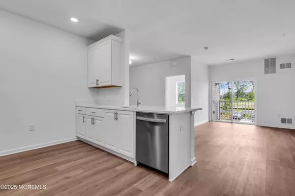 Barnegat, NJ 08005,750 Lighthouse Drive #3313