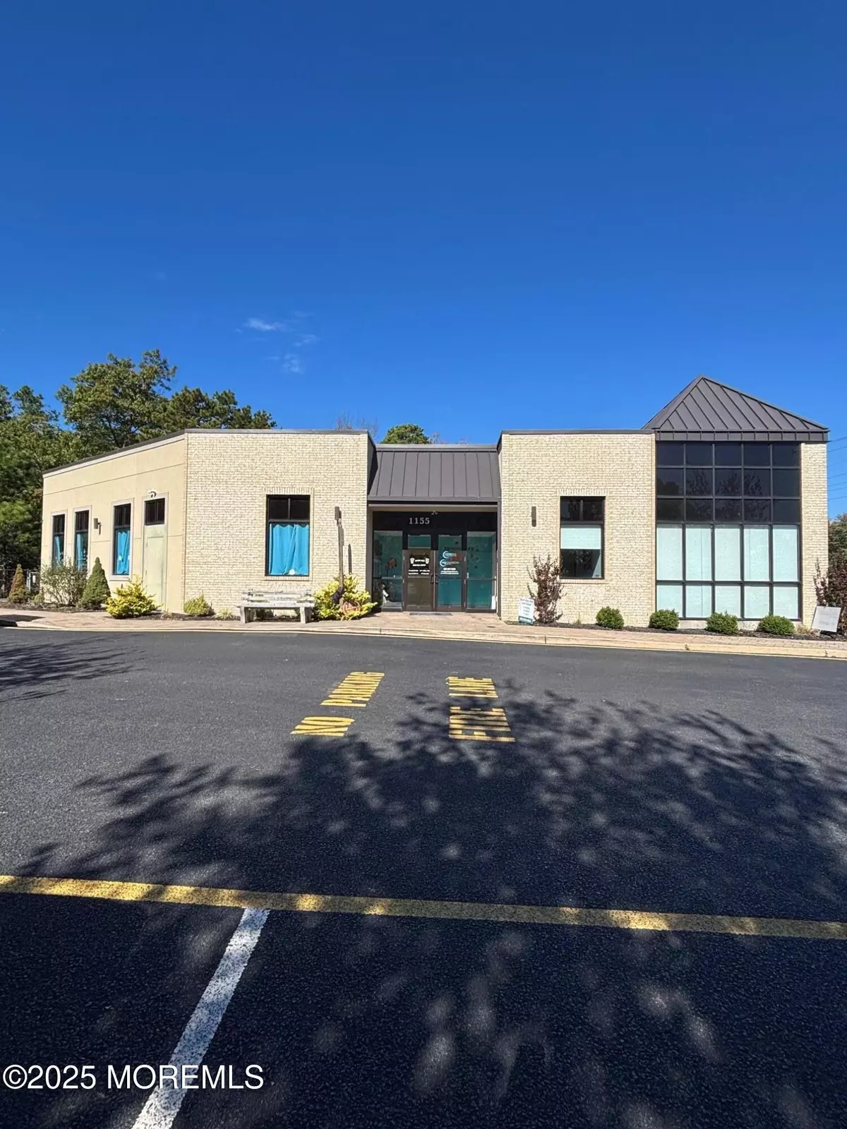 Manahawkin, NJ 08050,1155 Route 72 #A