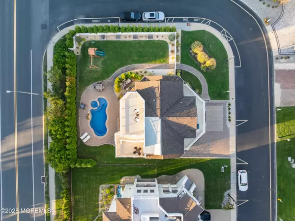 Sea Bright, NJ 07760,2 Tradewinds Lane