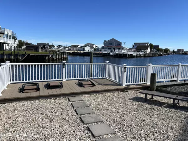 Little Egg Harbor, NJ 08087,27 S Dayton Drive
