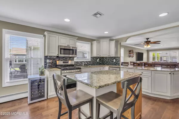 Toms River, NJ 08757,21 Doral Drive