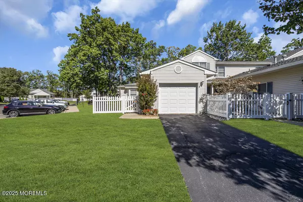 Brick, NJ 08724,47 Cherrywood Circle #147