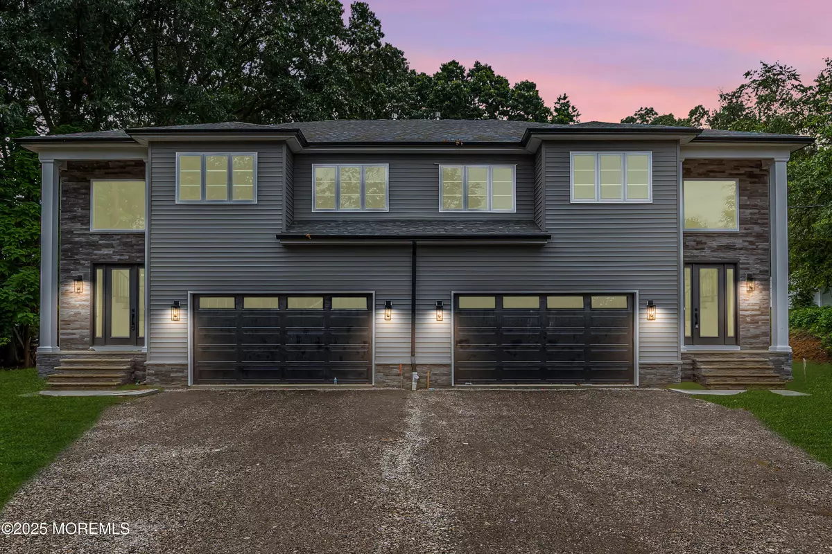 Manalapan, NJ 07726,21 Pension Hill Road #1
