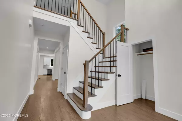 Manalapan, NJ 07726,21 Pension Hill Road #1