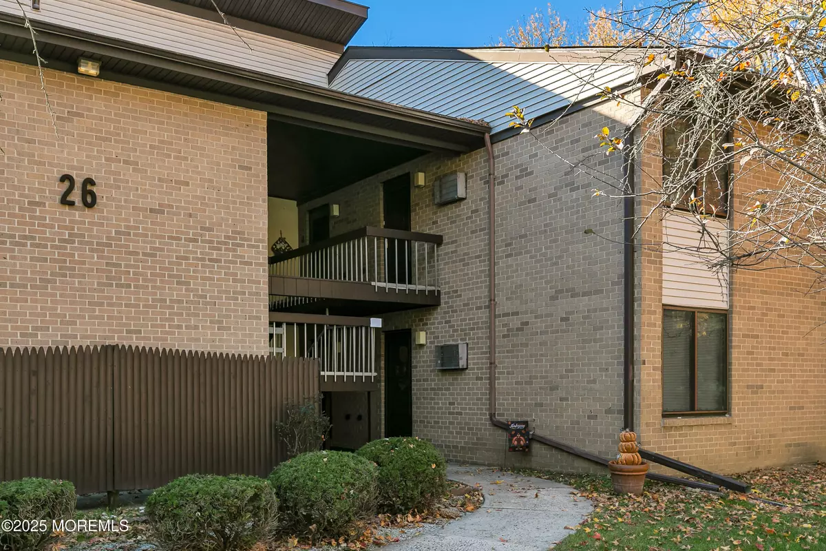 Manalapan, NJ 07726,26 Meadow Green Circle #K