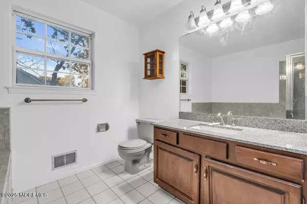 Jackson, NJ 08527,939 Hyson Road