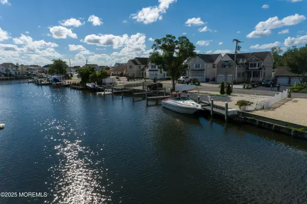 Brick, NJ 08723,3841 Topsail Road