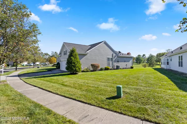 Allentown, NJ 08501,33 Bunker Hill Drive