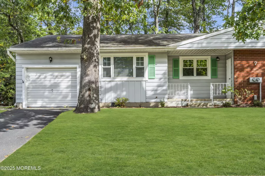 7 Roosevelt City Road #B, Whiting, NJ 08759