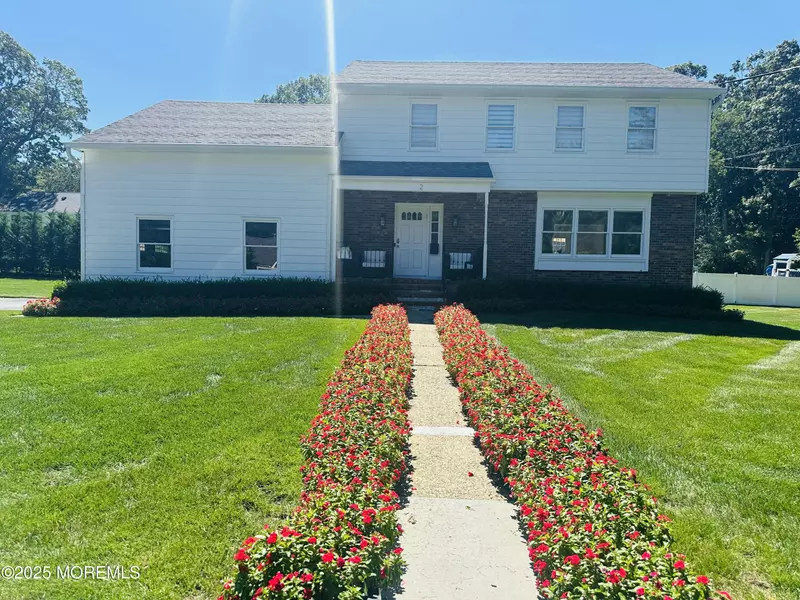 2 Campbell Court, Oakhurst, NJ 07755