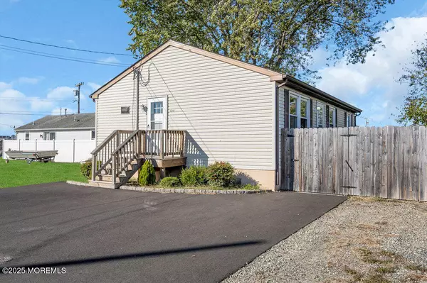 Forked River, NJ 08731,1010 Waterview Way